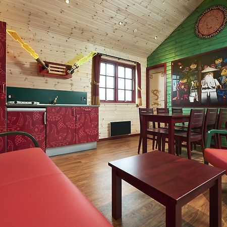 Legoland Ninjago Cabins Billund Bagian luar foto